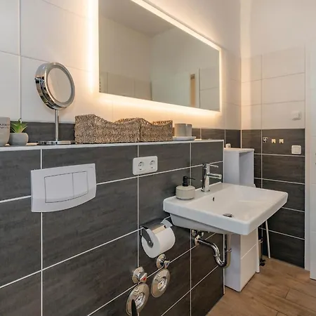 شقة Stadtvilla Blumenhof 07